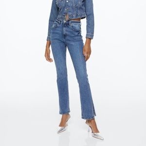 NWOT Women’s H&M Slim High Waited Jeans with Split Hem Size 8
